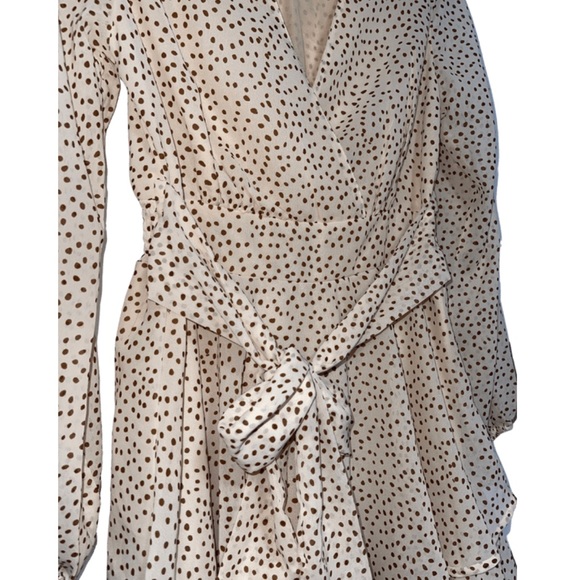 Cream Mini Ruffle dress - Picture 3 of 3